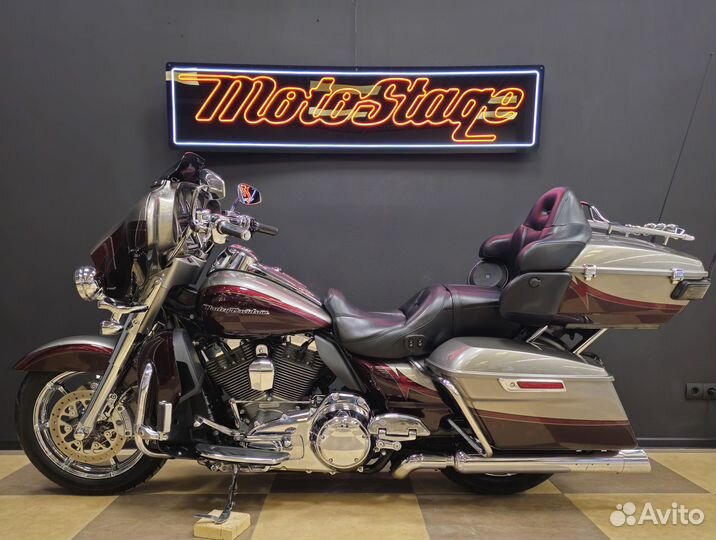 Harley Davidson Electra Glide CVO 110, 2015