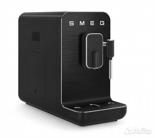 Автоматическая кофемашина Smeg BCC02, черный матов