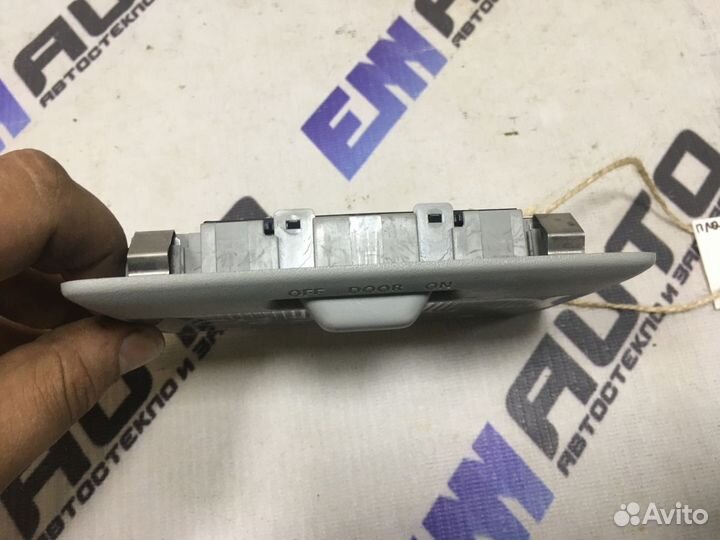 Плафон салонный задний Сузуки SX4 седан