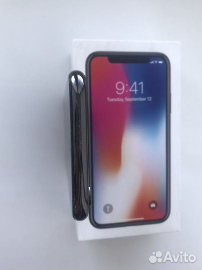 iPhone X, 64 ГБ