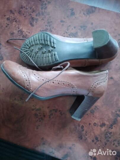 Туфли женские