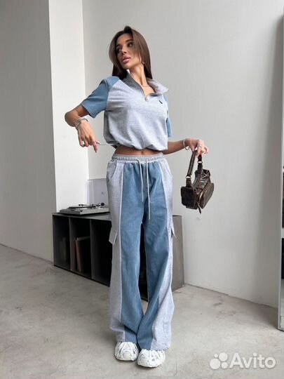 Спортивный костюм женский