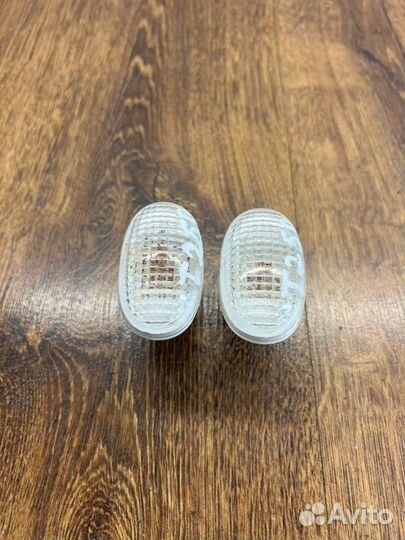 Повторитель поворота в крыло передний Chevrolet