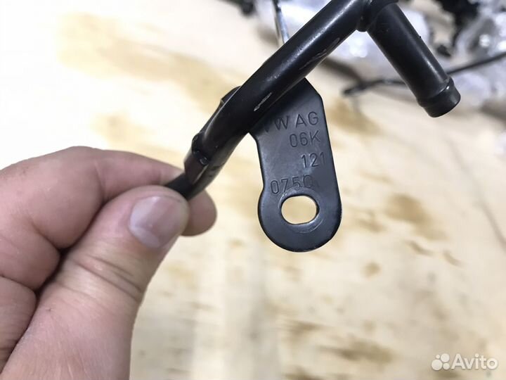 Трубка охлаждающей жидкости 06K121075Q, Octavia A7