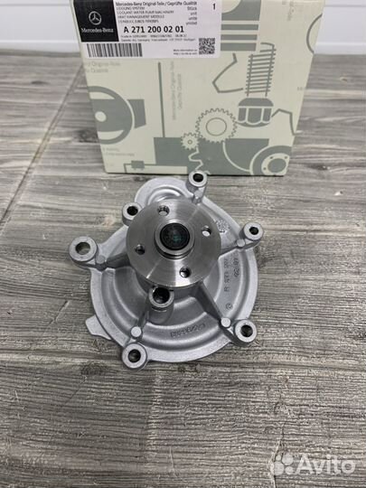Насос системы охлаждения Mercedes A2712000201