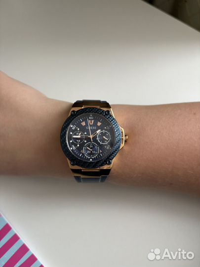 Часы наручные женские guess