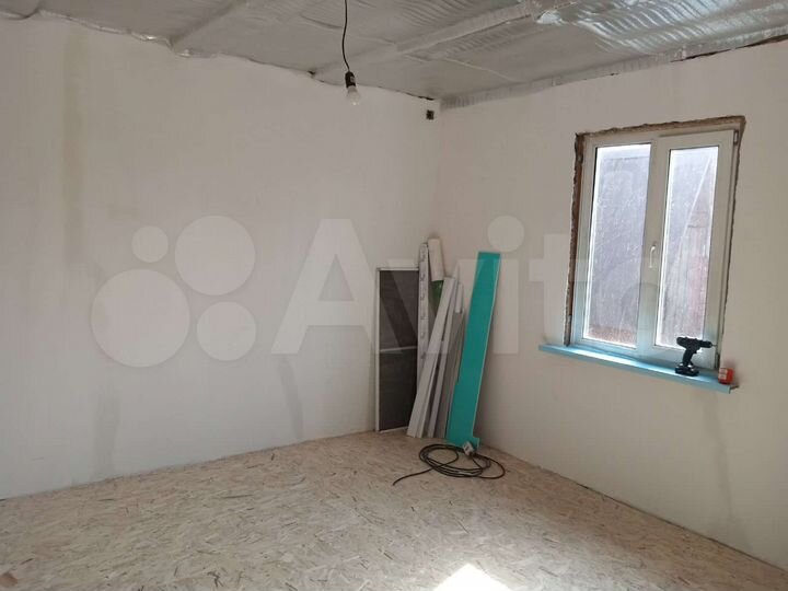 Дом 49 м² на участке 6 сот.