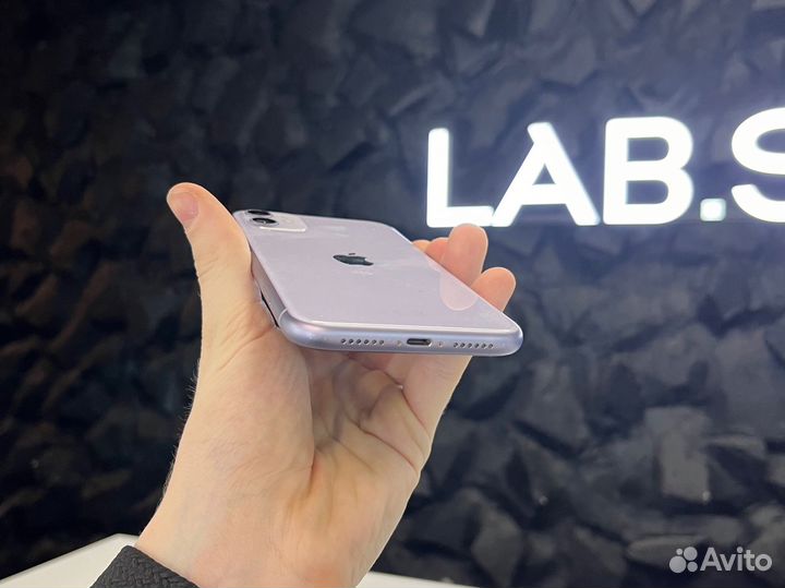 iPhone 11, 128 ГБ