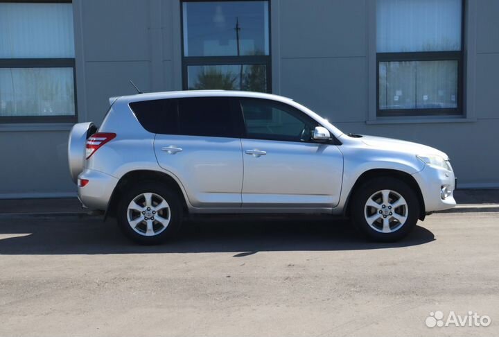 Toyota RAV4 2.0 CVT, 2010, 215 545 км