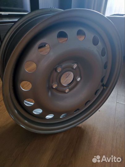Колесный диск r17