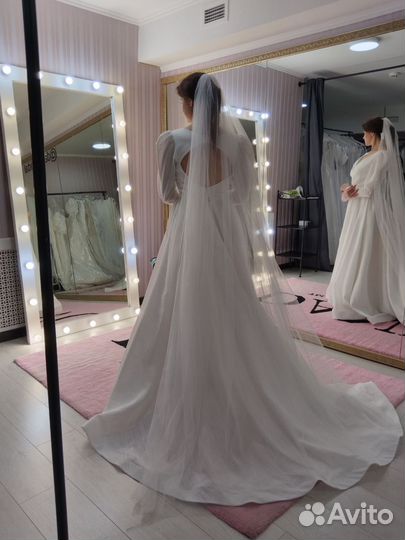 Свадебное платье 44 46 с рукавами