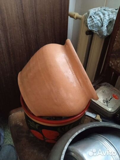 Глиняный горшок