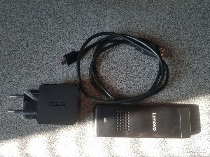 Мини компьютер Lenovo Ideacentre Stick 300