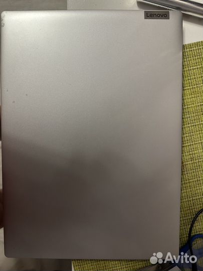 Ноутбук lenovo