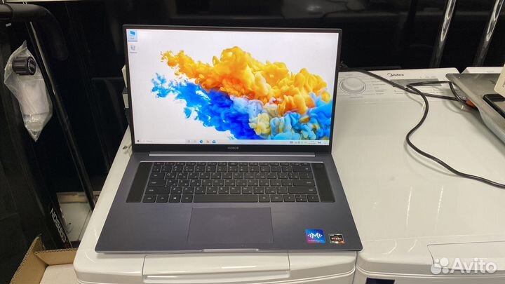 Ноутбук Honor MagicBook Pro hlyl-WFQ9 16.1