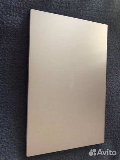 Ноутбук asus