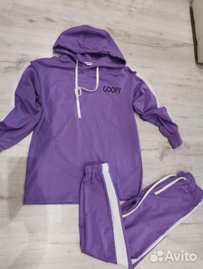 Спортивный костюм женский новый