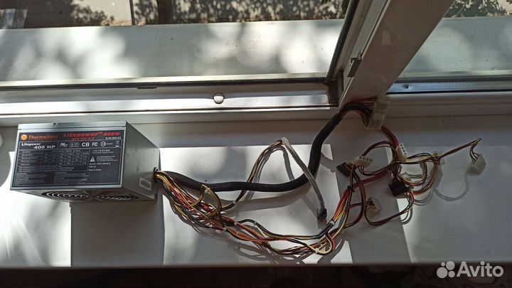 Блок питания Thermaltake Litepower 400w