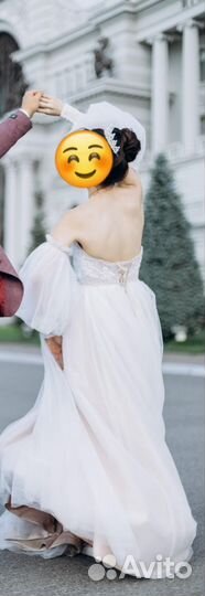 Свадебное платье 42 44 бу