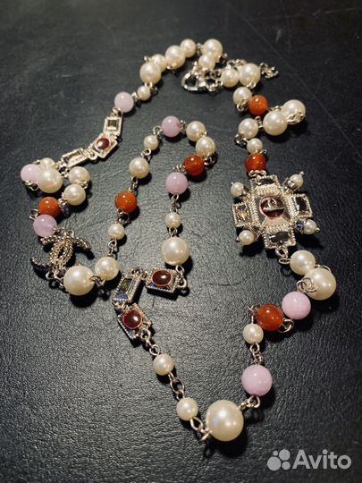 Бусы chanel