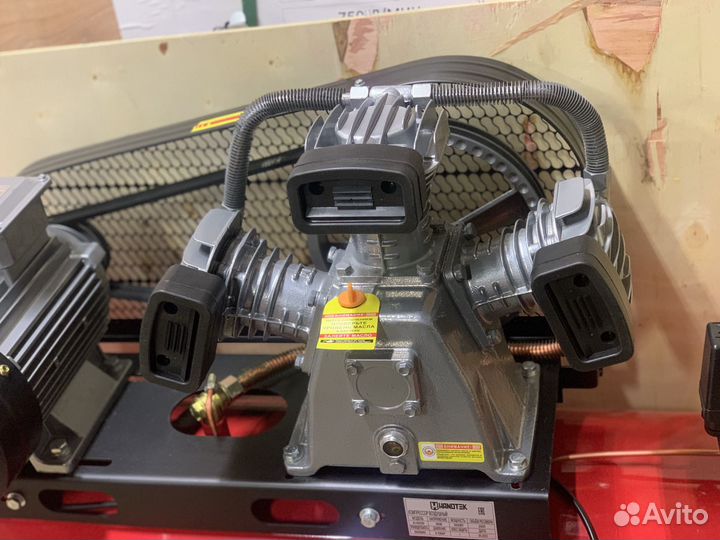 Компрессор Handtek 800/200