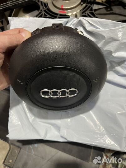 Накладка SRS Муляж AIR BAG руля Audi подушка в рул