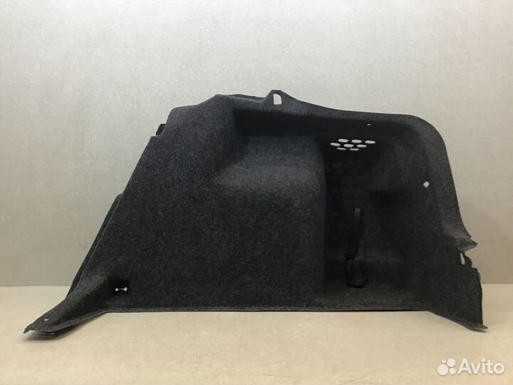 Обшивка багажника Skoda Rapid 2013-2020