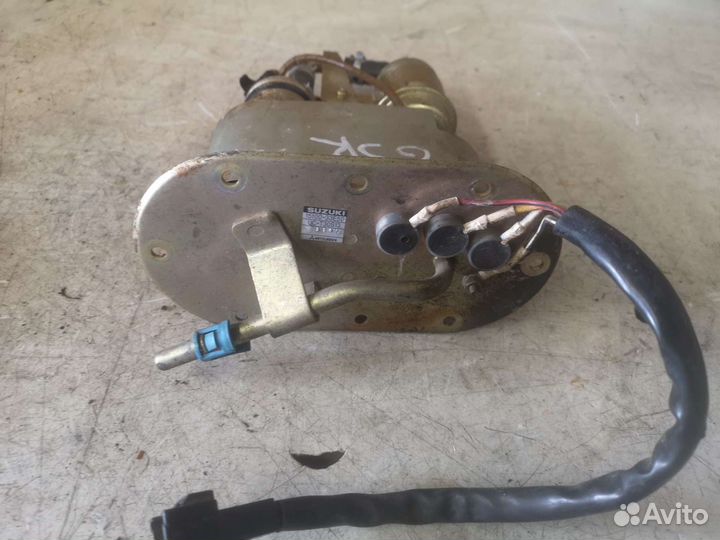 Насос бензонасос suzuki gsr 600 400 gsr600 gsr400