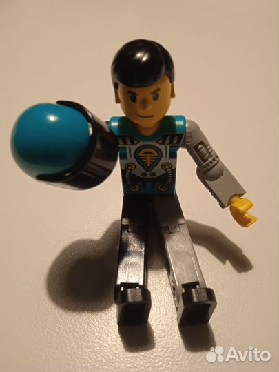 Фигурка Техник