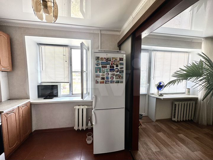 3-к. квартира, 60 м², 4/5 эт.