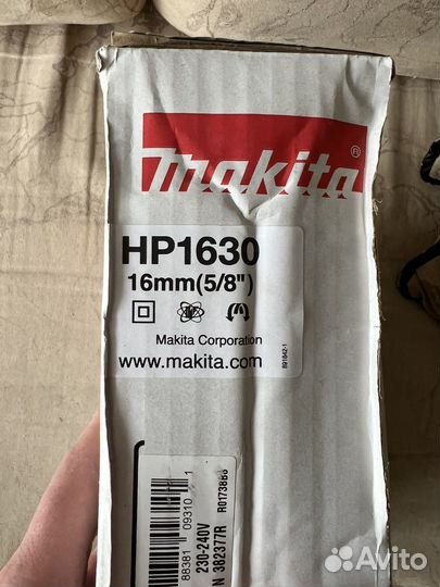 Ударная дрель makita