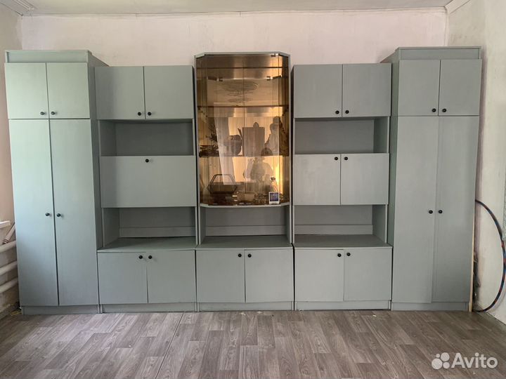 Стенка в гостиную бу