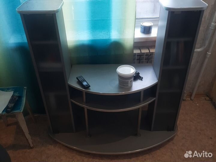 Тумба под телевизор