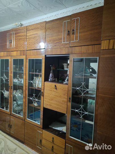 Стенка в гостиную