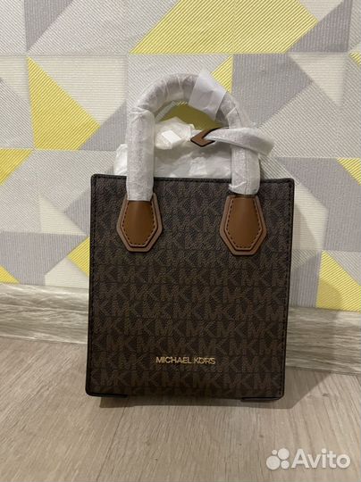 Женская сумка Michael Kors Mercer XS