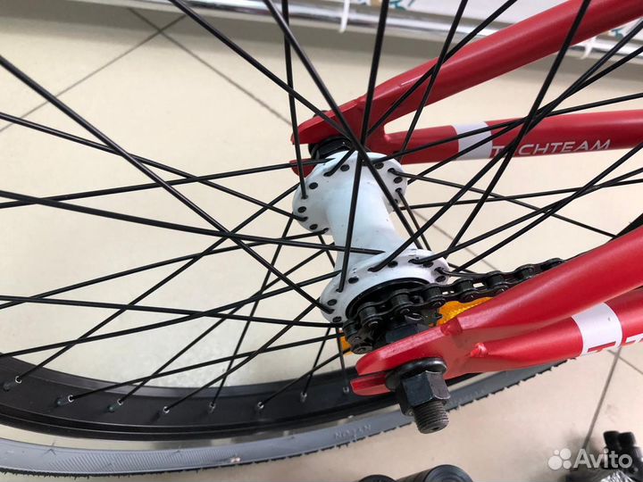 Трюковой велосипед бмх Level