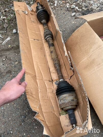 Привод правый в сборе Chevrolet Cruze 13386317