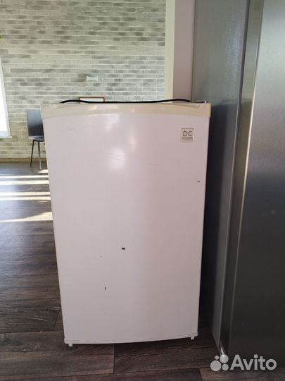 Холодильник продается