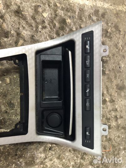 Накладка консоли BMW X3 Е83