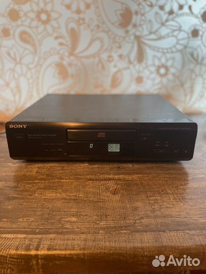CD плеер sony CDP-M305