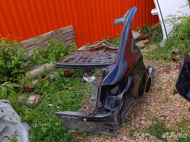 Заднее крыло четверть R kia rio 3