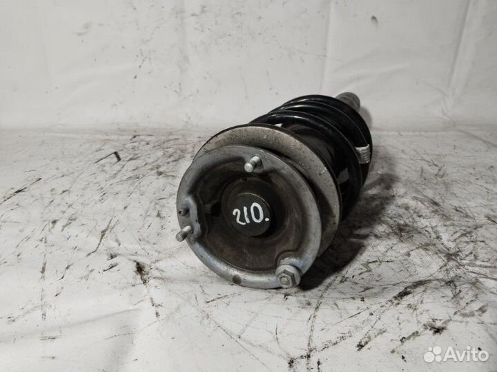 Стойка подвески передняя правая Bmw X1 E84 N46B20