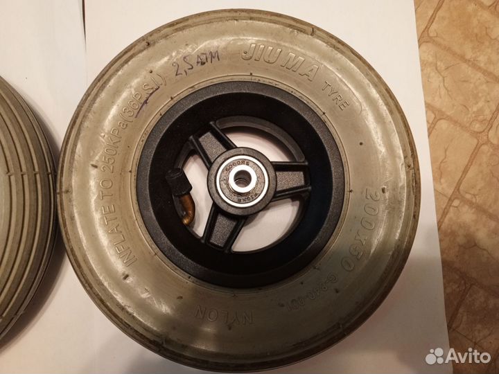 Колёса для инвалидной коляски пневматические