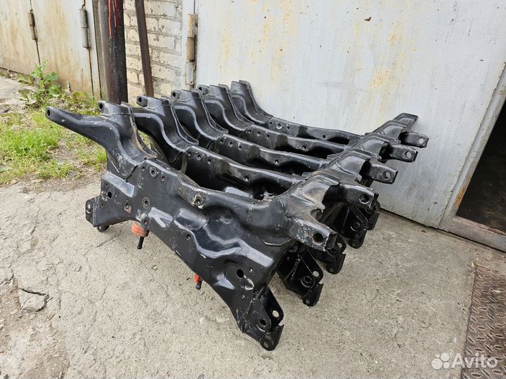 Подрамник Лансер 9 из Японии