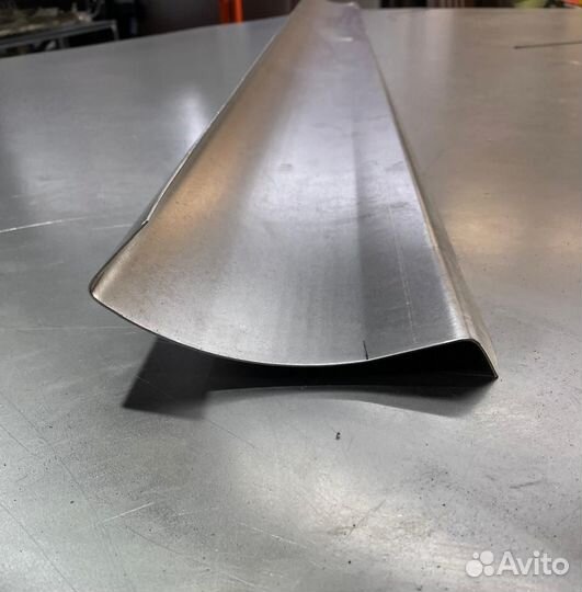 Порог Kia Sportage 1