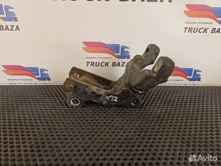 Кронштейн торсиона кабины правый Daf XF106