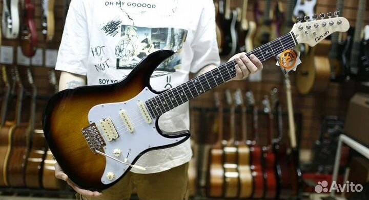 Электрогитара Clevan + аксессуары