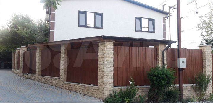 2-к. квартира, 60 м², 2/2 эт.