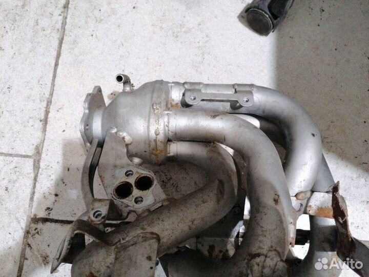 Впускной коллектор Mitsubishi Lancer Cedia CS2A