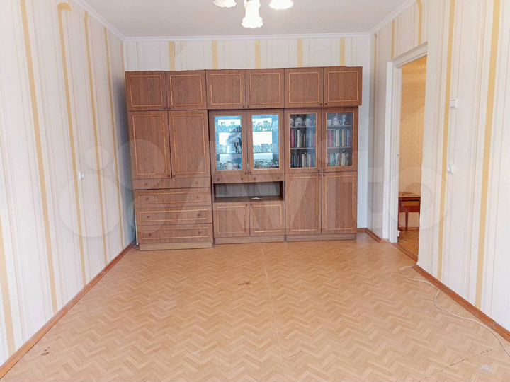 2-к. квартира, 57 м², 4/5 эт.
